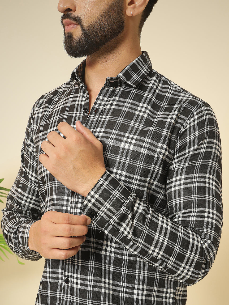 BLACK CHECK SHIRT