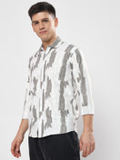 Switch SPREAD COLLAR CASUAL PRINTED SHIRT 2 image