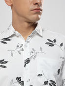 Switch WHITE FLOWER PRINT SHIRT 3 image