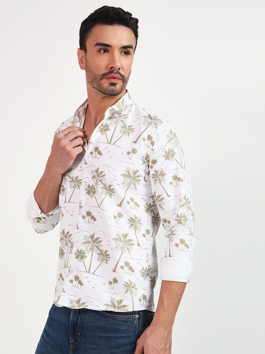 WHITE SHIRT WITH SAND COLOR TREE PRINT